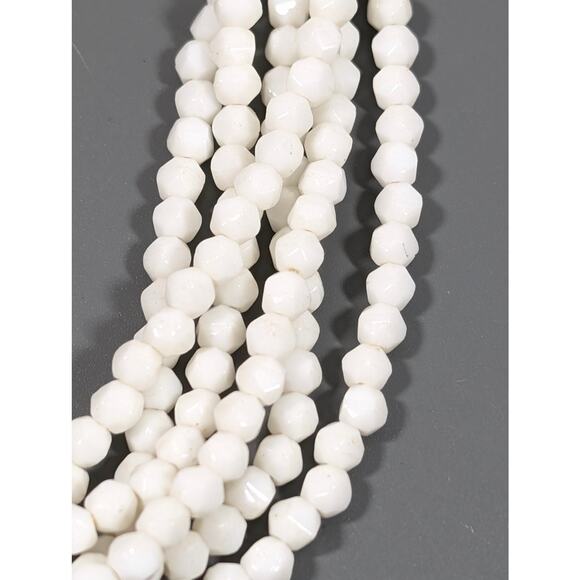 Vintage White Glass Faceted bead Multi Strand Layered Statement Neckalce 22" - Picture 3 of 14